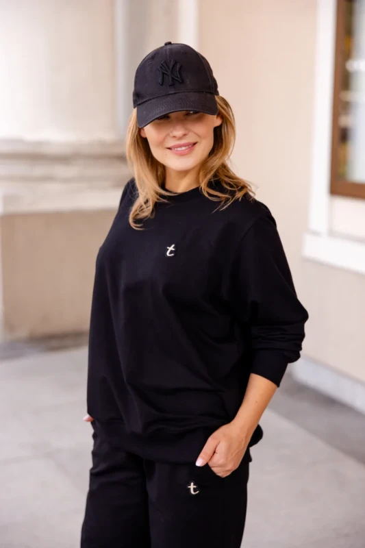 Detal materiału bluzy LOOSE Czarna Black TUSS
