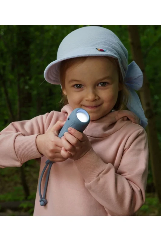 latarka dziecięca SHARKY 3+