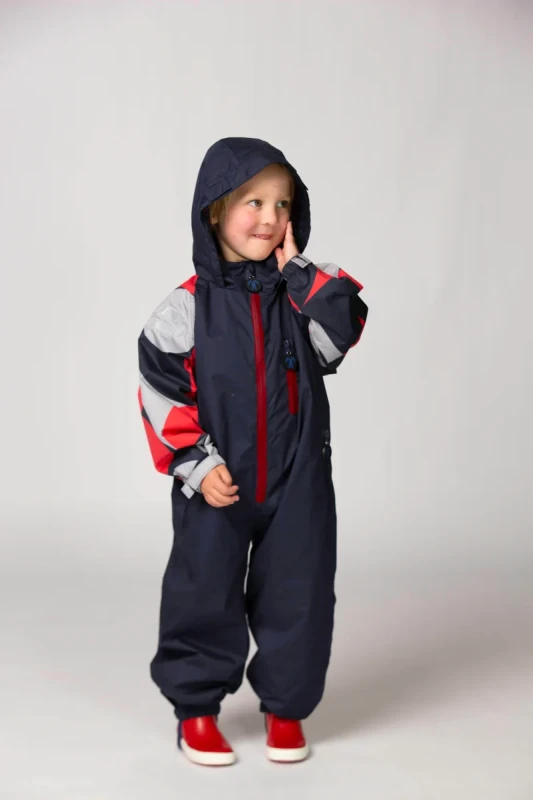 DD_AW25_Rainsuit_Buck_Studio (9).webp