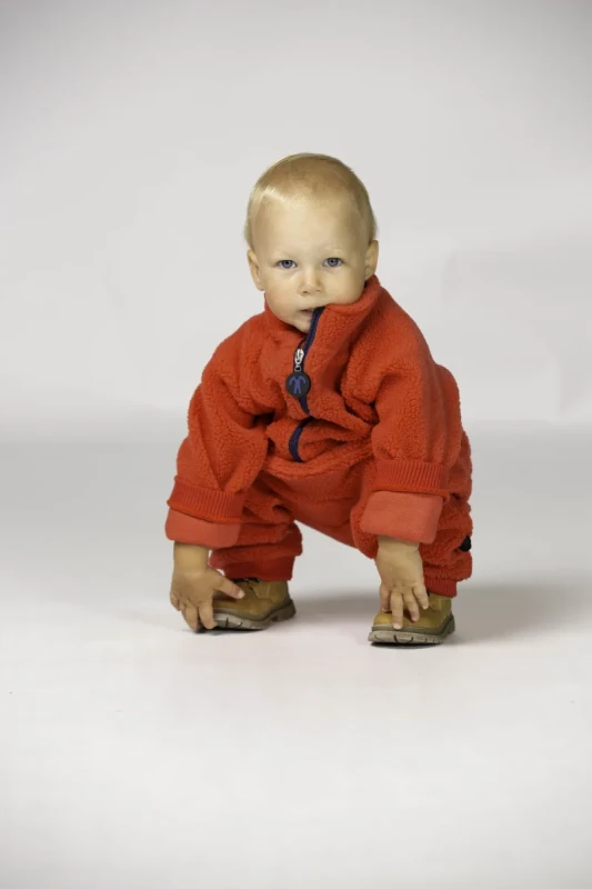 DD_AW25_Sherpa fleece Onesie_Red_Studio (5).webp