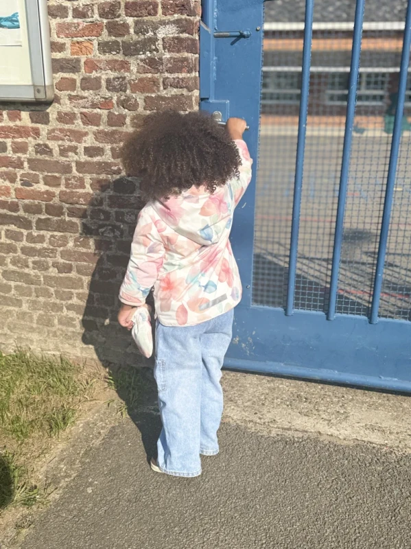 DD_AW25_Babyjacket_Bliss_Lifestyle (40).webp