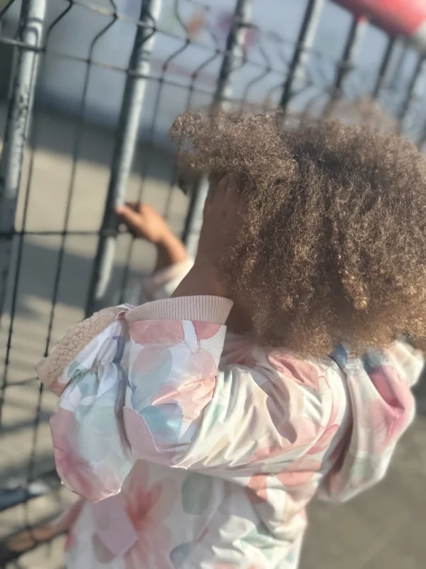 DD_AW25_Babyjacket_Bliss_Lifestyle (70).webp