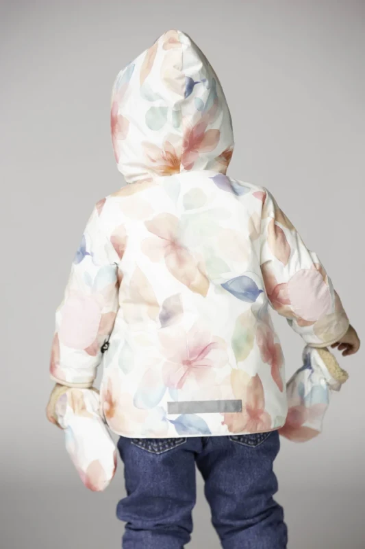 DD_AW25_Babyjacket_Bliss_Studio (5).webp