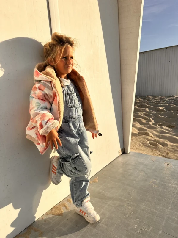 DD_AW25_Reversible Jacket_Bliss_Lifestyle (57).webp