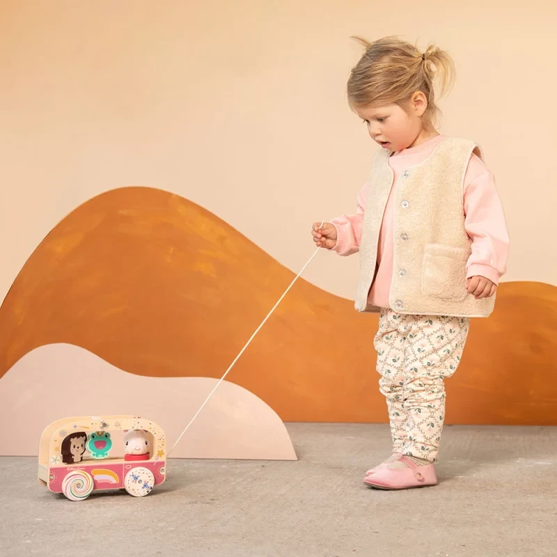 83891-5414834838916-Lilliputiens-Drewniany-wózek-z-sorterem-do-ciągnięcia-Jednorożec-Lena-12-m-plus- (18).webp