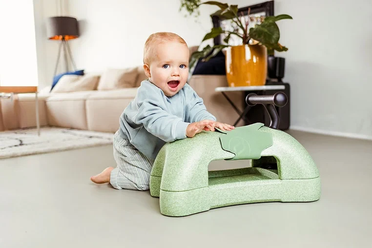 SCOOTANDRIDE-My-First-Ewolucyjny-jezdzik-pchacz-3w1-6-m-Olive-polkabubu-8.webp