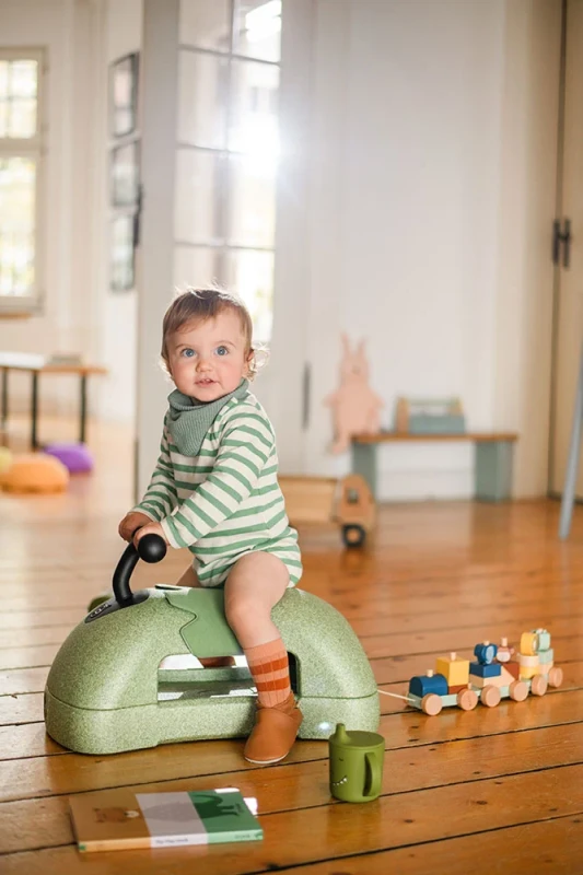 SCOOTANDRIDE-My-First-Ewolucyjny-jezdzik-pchacz-3w1-6-m-Olive-polkabubu-13.webp