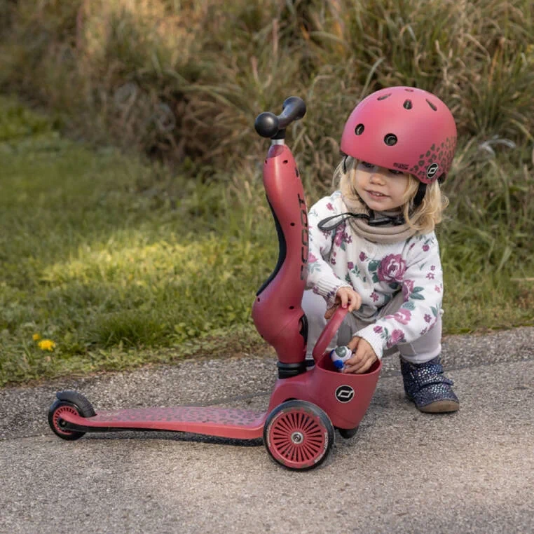 Scoot & Ride Highwaykick 1 widok boczny z regulowanym siedziskiem