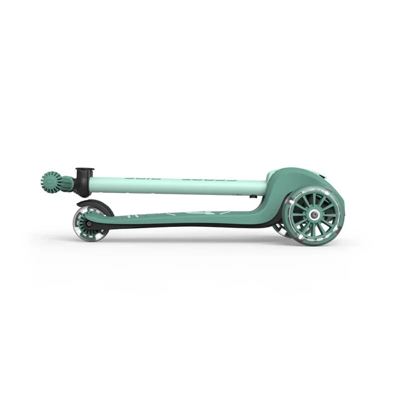 S00939-9120133009396-SCOOTANDRIDE-Highwaykick-3S-Hulajnoga-z-systemem-sterowania-2w1-i-kolkami-LED-skladana-3-Forest- (8).webp