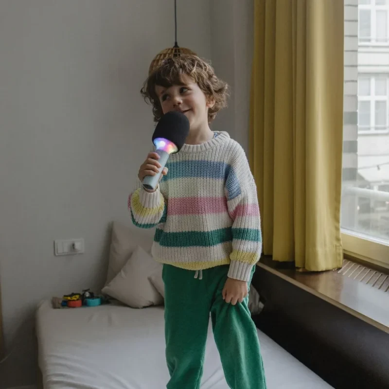 Mikrofon karaoke KIDYMIC Zielony 3+ – świecący, bezprzewodowy dla dzieci
