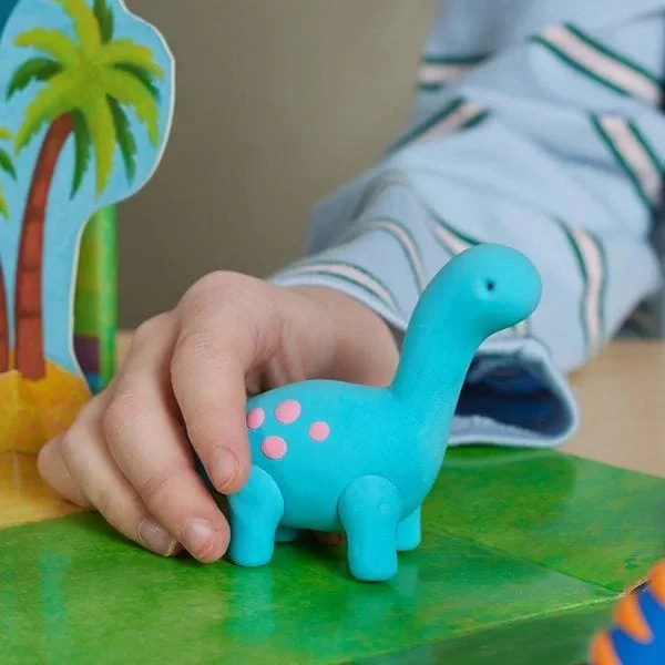 Dziecko lepi figurki dinozaurów Tiger Tribe 4+
