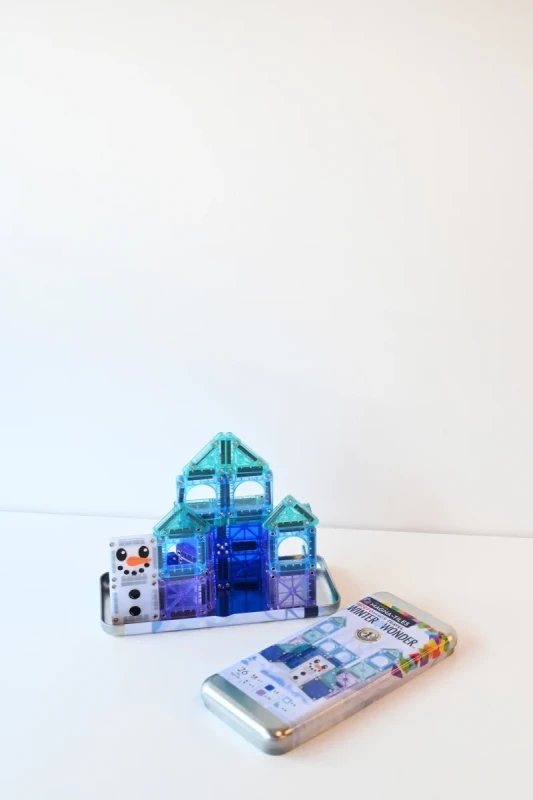 MAGNA-TILES-R-Klocki-Magnetyczne-Travel-Winter-Wonder-26-el-polkabubu-7.webp