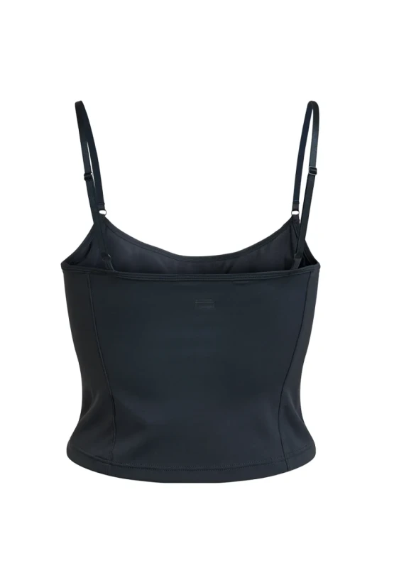 Rethinkit Studios butter soft top – elastyczny i szybkoschnący top do treningu