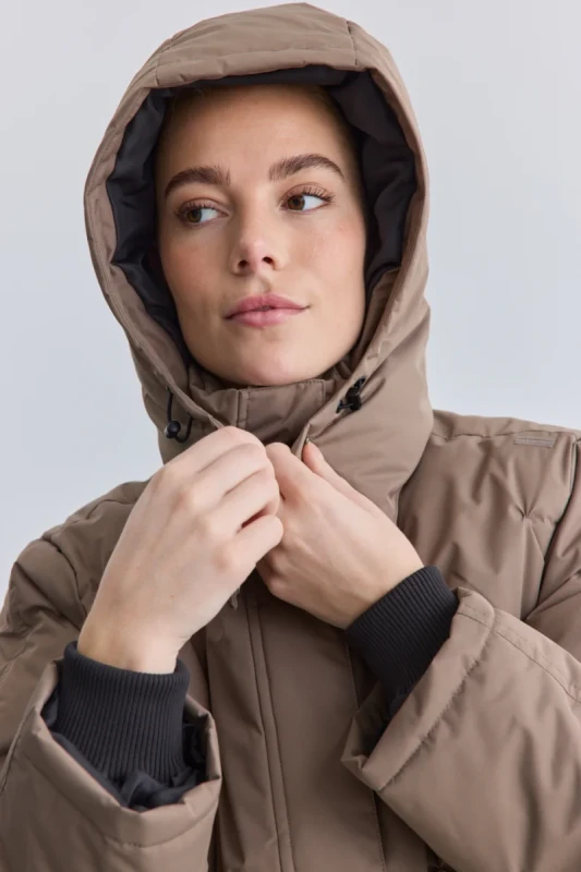 walnut parka jacket – windproof and water resistant rethinkit studios