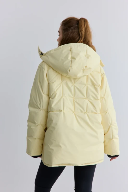 żółta parka puffer z recyklingu rethinkit studios