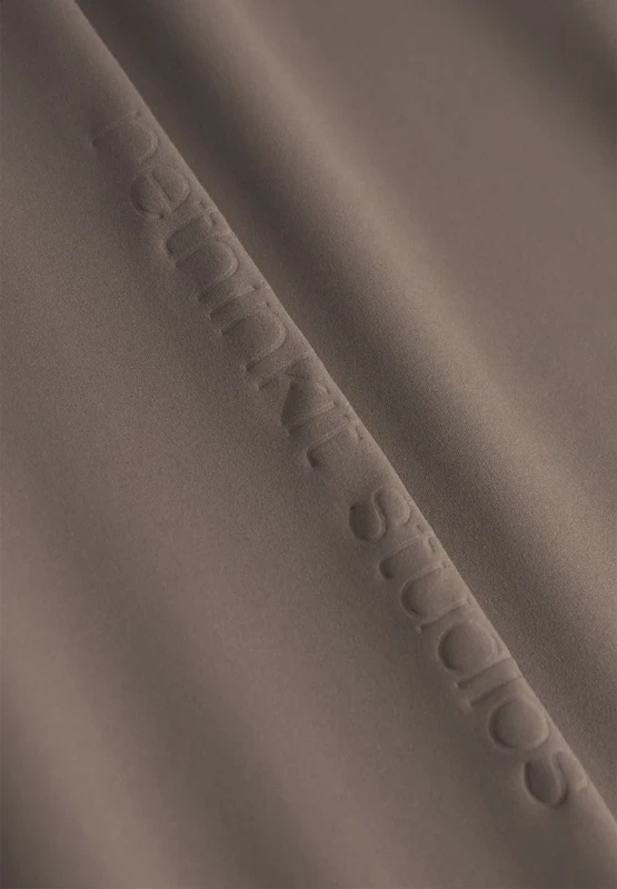 flare leggings rethinkit studios brown sustainable fashion