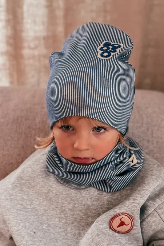 Ciepła czapka prążkowana BOOSO STRIPE RIBBING BEANIE beige blue – czapka unisex z naszywką BOOSO
