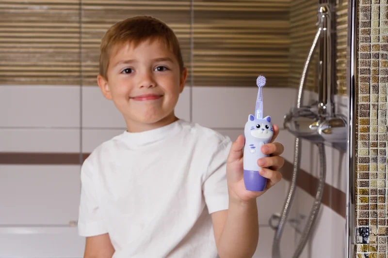 Szczoteczka soniczna dla dzieci 2+ GIOcat Violet z wymienną główką