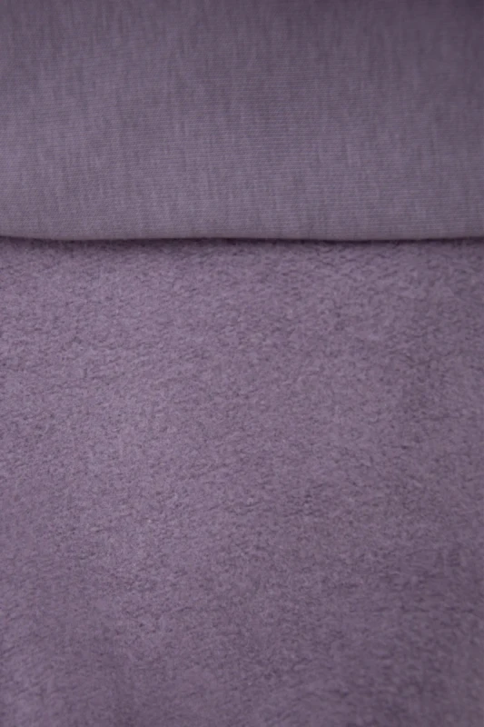 Fioletowe dresy booso 221 CLASSIC WARM PANTS z ozdobną metką byczka