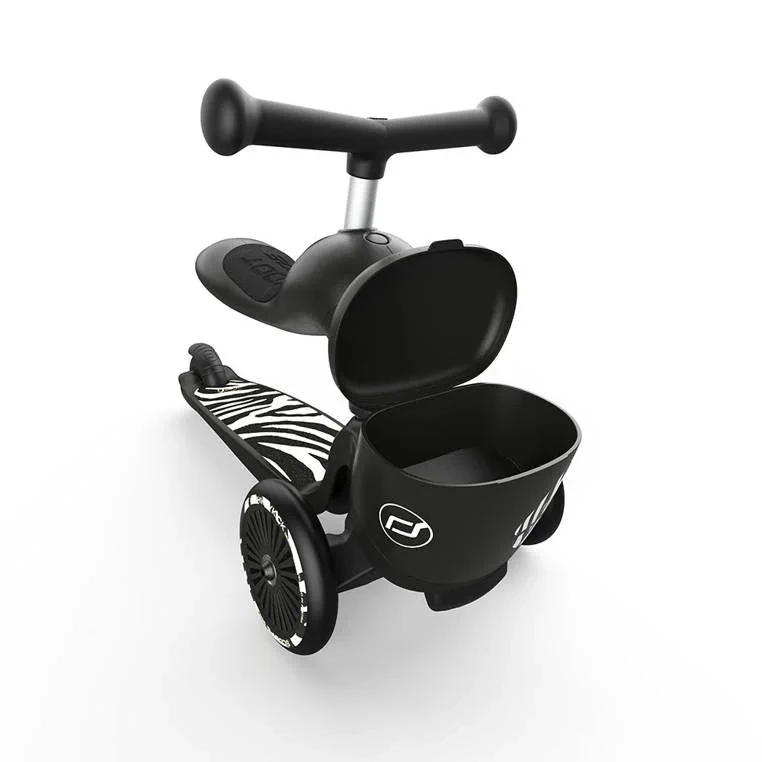 SCOOTANDRIDE-Highwaykick-1-Lifestyle-2w1-Jezdzik-i-hulajnoga-z-zamykanym-schowkiem-1-5-lat-Zebra-polkabubu-23.webp