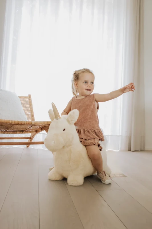 Dmuchany skoczek dla malucha – Soft Bouncy Unicorn Wild & Soft
