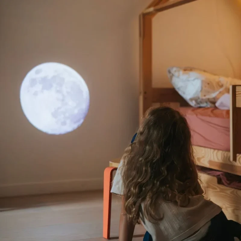 Projektor gwiazd i kosmosu KIDYSTAR dla dzieci 3+ – KIDYWOLF