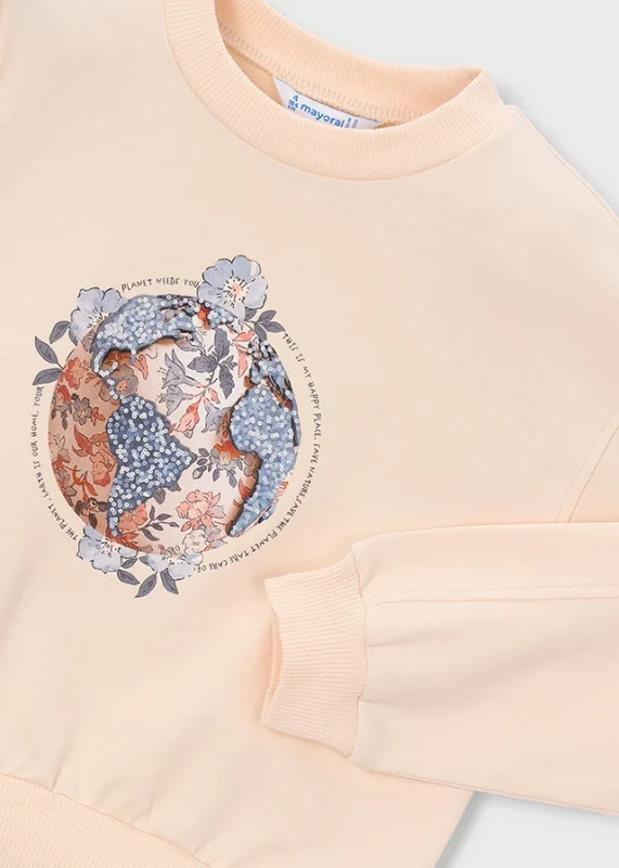 bluza Mayoral dla dziewczynki z nadrukiem planety – detal