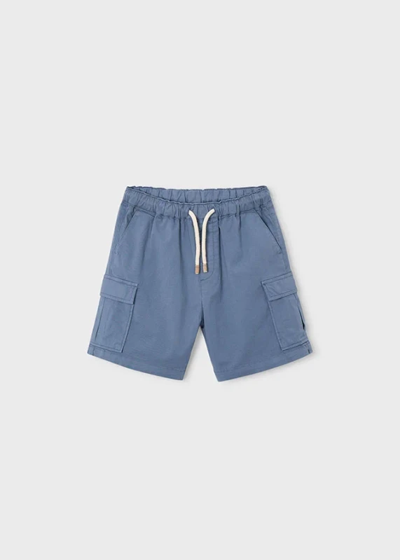 Bermudy chino cargo Boston Kids x Mayoral – przód, kolor niebieski