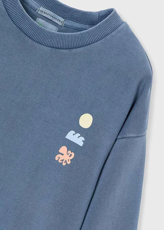 Detal bluzy Boston x Mayoral – bawełna z elastanem, nadruk
