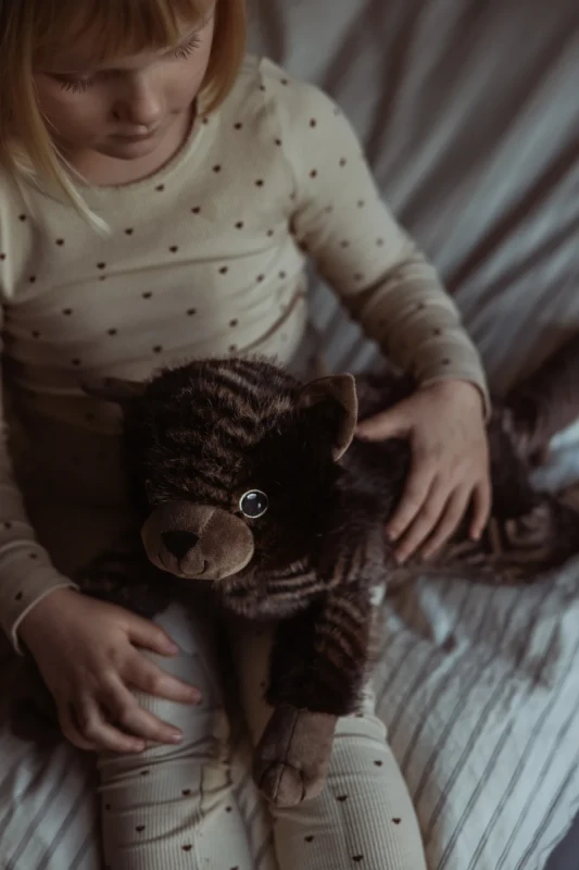 Miękki kot obciążeniowy dla dzieci 0+ – zabawka sensoryczna premium