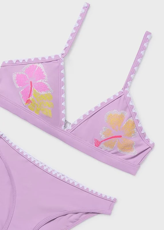 Bikini Mayoral dla dziewczynki kolor Lilac detal kwiatowej grafiki i wykończenia