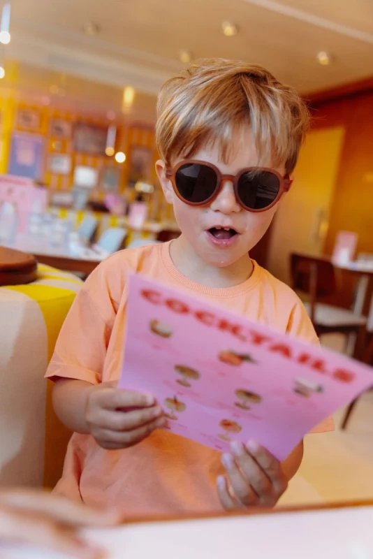 Lekkie okulary przeciwsłoneczne dla dzieci Hello Hossy Megy Nate