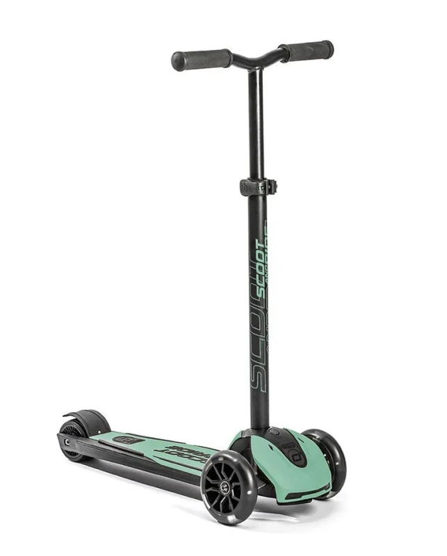 SCOOTANDRIDE-Highwaykick-5-LED-Hulajnoga-trojkolowa-balansowa-ze-swiecacymi-kolkami-5-Forest-polkabubu-4.webp