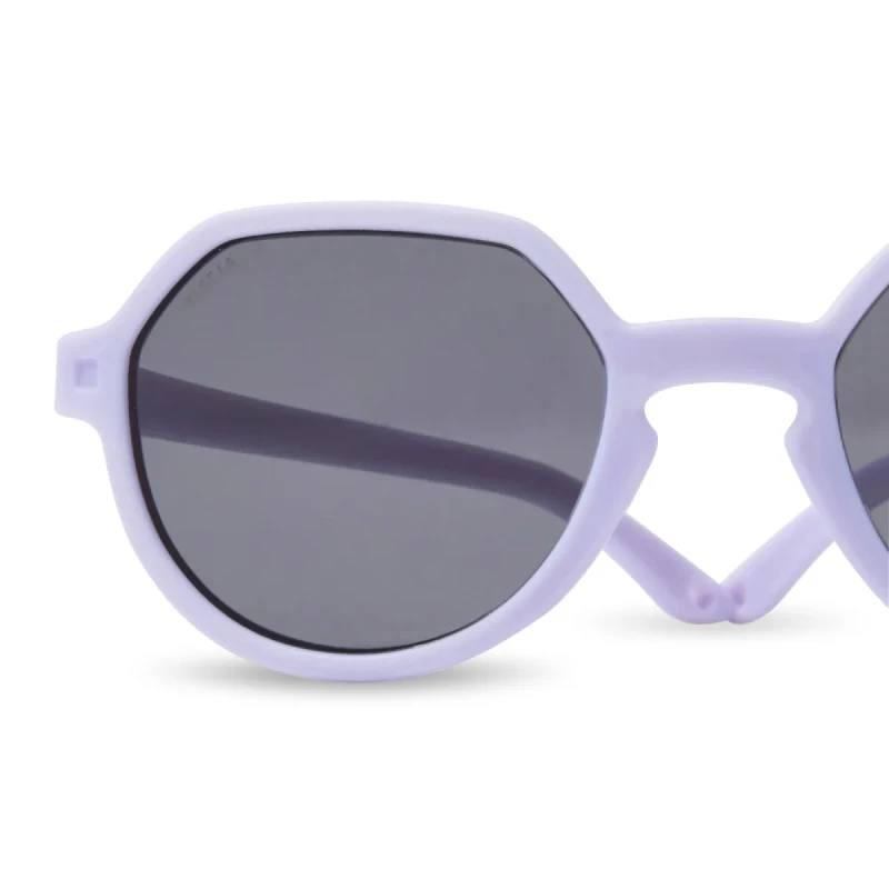 Zbliżenie soczewki UV400 model OoZZ Lavender