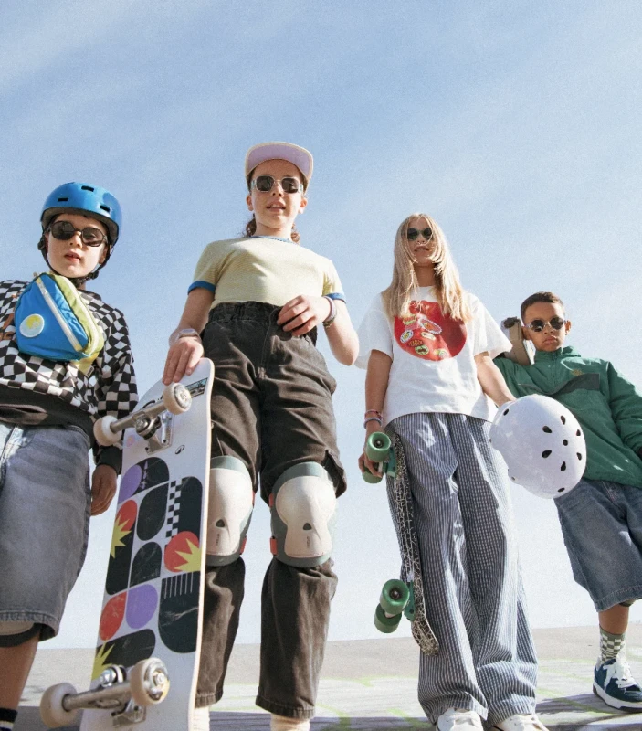 dzieci w okularach przeciwsłonecznych Ki ET LA Urban lifestyle