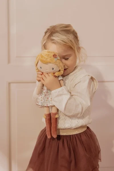 Tekstylna lalka Julia Little Dutch z warkoczami i kwiatową sukienką
