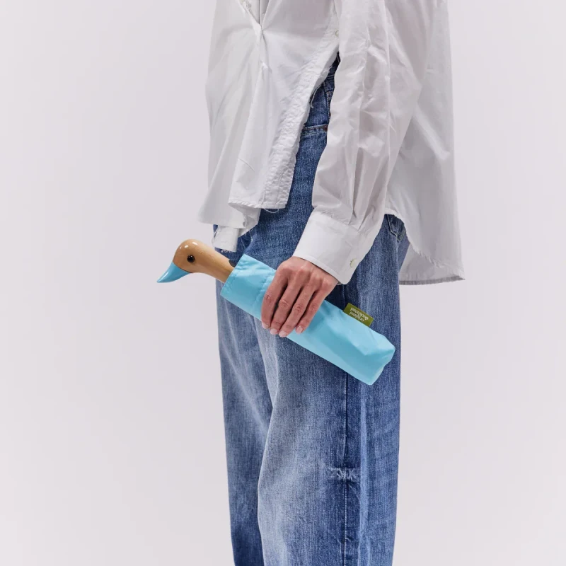 parasolka składana Original Duckhead Popsicle Blue CS092 trzymana w dłoni
