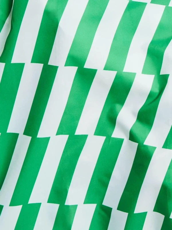 zbliżenie na geometryczny zielony wzór