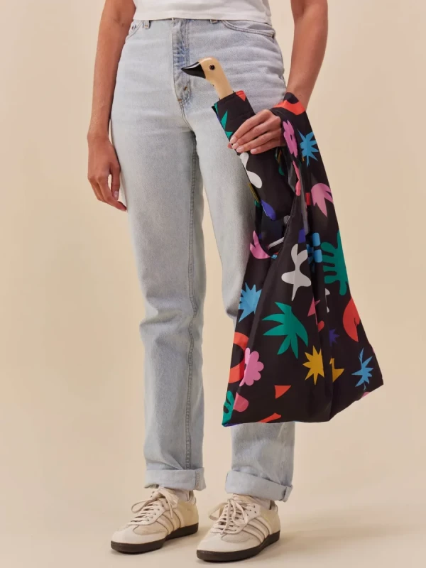 torba original duckhead palma w ręku