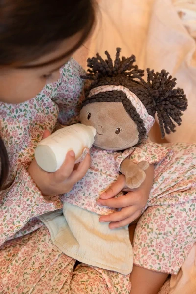 miękka lalka baby evi little dutch w pastelowych kolorach