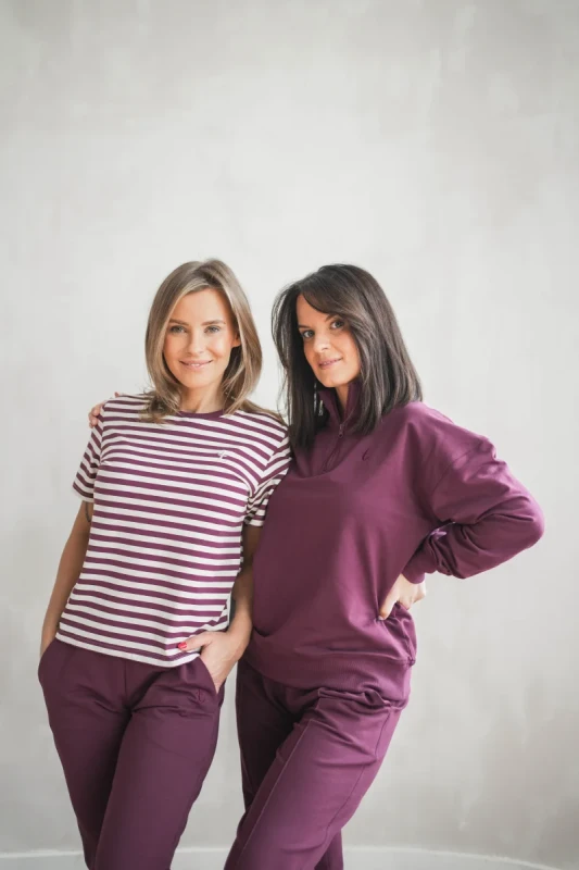 spodnie jogger damskie tuss bordo sneakers outfit