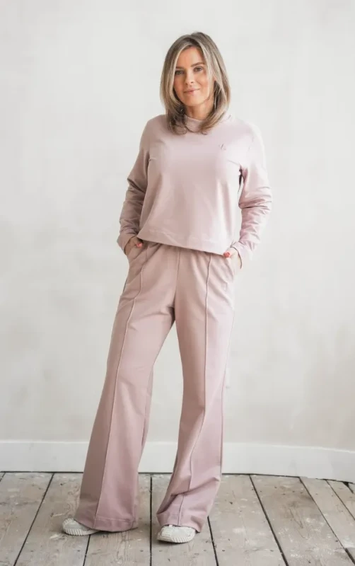 spodnie damskie chic pudrowy róż widok przód