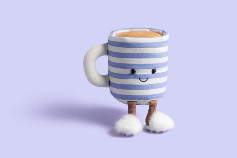 A2MUG-Rosie-Lea-Mug-of-Tea-Lilac-Detail-Shot-1.webp