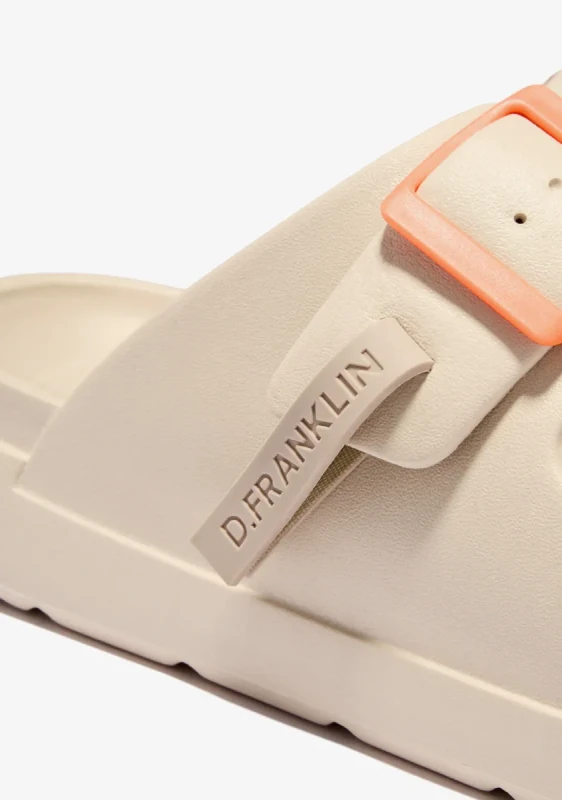 Detal klapek D Franklin logo i pasek Mix Beige