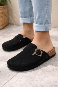 Damskie Klapki Skórzane Bio Bio Casandra Suede Negro z Korkową Wkładką Made in Spain | Kolekcja 2026
