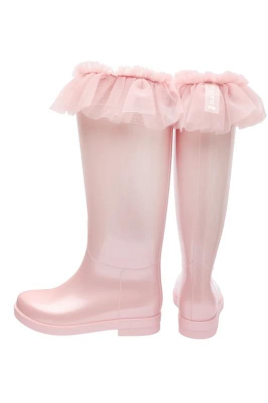 Kobieta w kaloszach MUDME Pink Pearl z falbanką