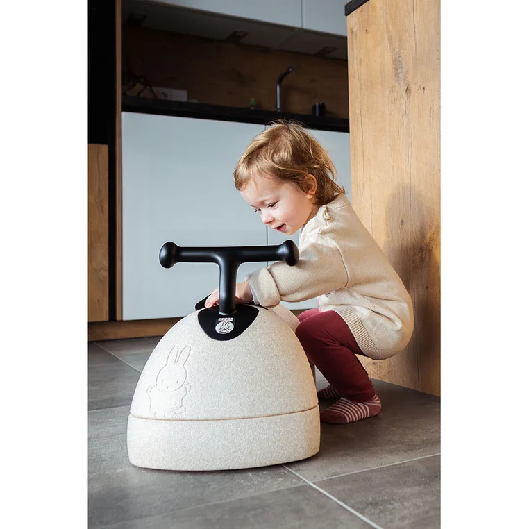 SCOOTANDRIDE-My-First-Ewolucyjny-jezdzik-pchacz-3w1-6-m-Miffy-Sand-polkabubu-14.webp