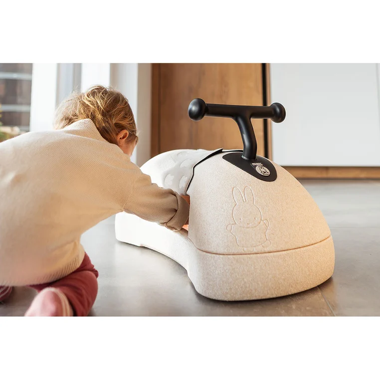 SCOOTANDRIDE-My-First-Ewolucyjny-jezdzik-pchacz-3w1-6-m-Miffy-Sand-polkabubu-16.webp