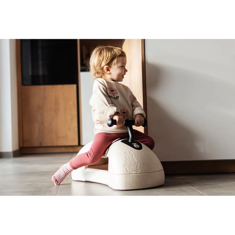 SCOOTANDRIDE-My-First-Ewolucyjny-jezdzik-pchacz-3w1-6-m-Miffy-Sand-polkabubu-18.webp