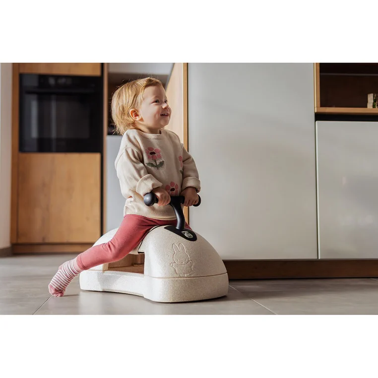 SCOOTANDRIDE-My-First-Ewolucyjny-jezdzik-pchacz-3w1-6-m-Miffy-Sand-polkabubu-21.webp
